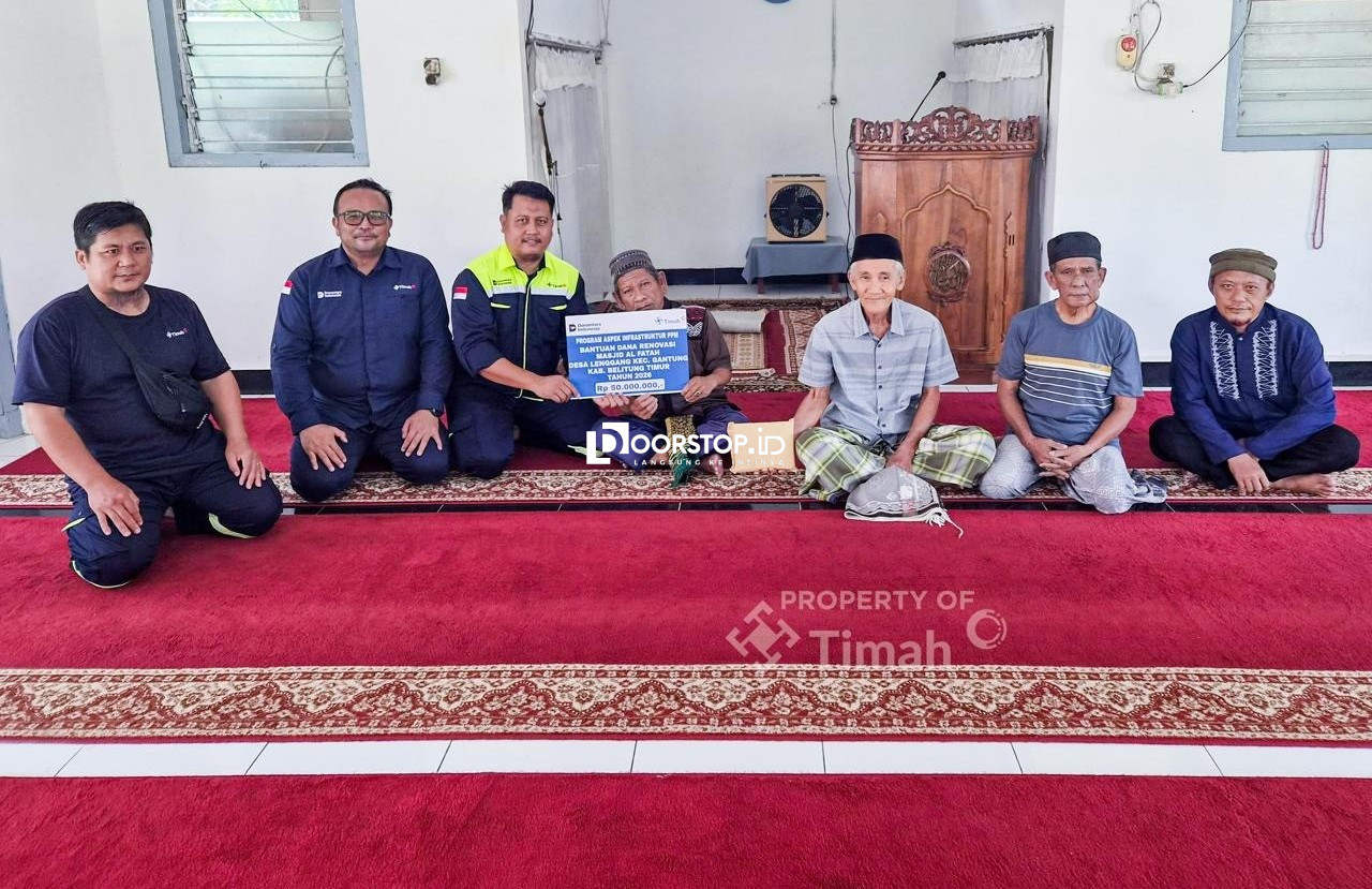 Puluhan Tahun Belum Direnovasi, Masjid Al Fatah di Belitung Timur Terima Bantuan PT TIMAH