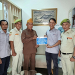 Sambut Hari Pahlawan, PT TIMAH Salurkan Tali Asih Bagi Puluhan Veteran di Bangka Belitung