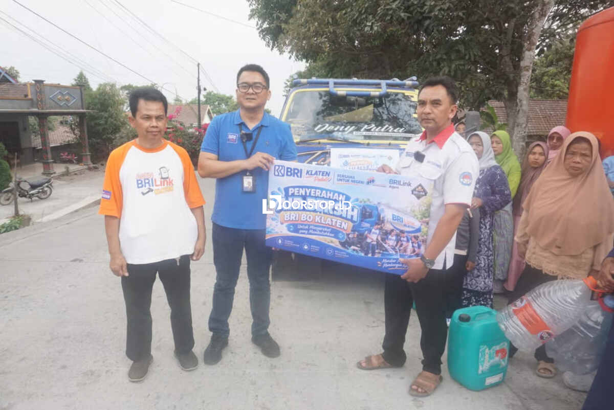Bantu Warga Hadapi Kemarau Panjang, BRI Salurkan 18 Tangki Air Bersih