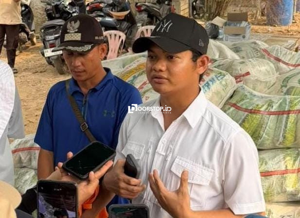 Yogi Maulana Salurkan Bantuan Pribadi Rp100 Juta Bagi Korban Kebakaran di Dusun Serdang