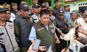 Gubernur Hidayat Arsani Pasang Badan Perjuangkan 20 Persen Kebun Plasma Warga Beltim