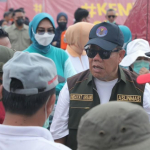 Gubernur Hidayat Arsani Tinjau Pengungsian Kebakaran Dusun Serdang, Tegaskan Pemerintah Bertanggung Jawab Penuh