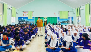 Satgaswil Babel Densus 88 Bentengi Ratusan Siswa SMAN 3 Pangkalpinang dari Bahaya Radikalisme dan Bullying