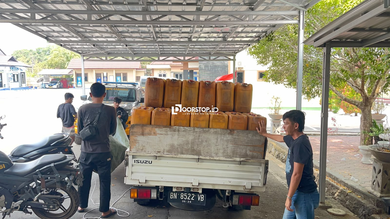 Polres Basel Sita Mobil Traga dan 3 Ton Pertalite Subsidi di Toboali, Ini Kronologinya