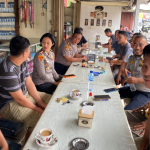 Ngopi Bareng Warga di Parittiga, Kapolres Bangka Barat Buka Ruang Aduan