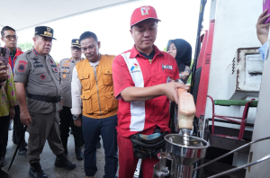 Sidak 7 SPBU, Gubernur Hidayat: Tak Ada Ruang bagi Oknum Nakal 